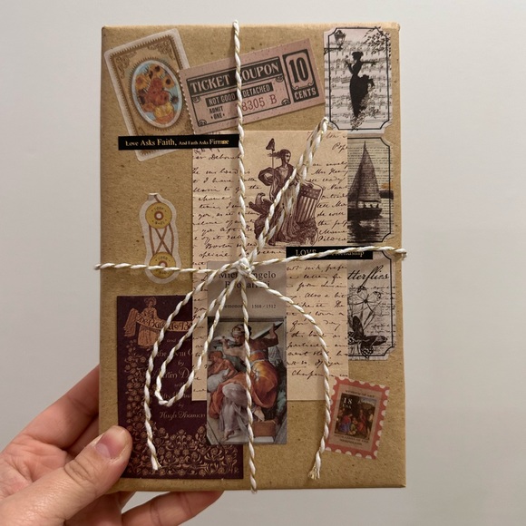 Blind Date With A Book - Fiction - Picture 5 of 9